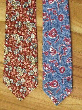 LOT of 2 --vintage The Metropolitan Museum of Art  Silk Men’s Necktie Ties